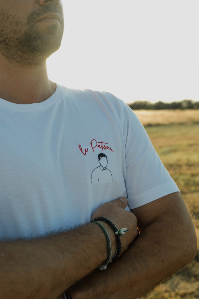 Tee-shirt coton biologique bio brodé france broderie t-shirt blanc minimaliste éthique mode équitable éco responsable