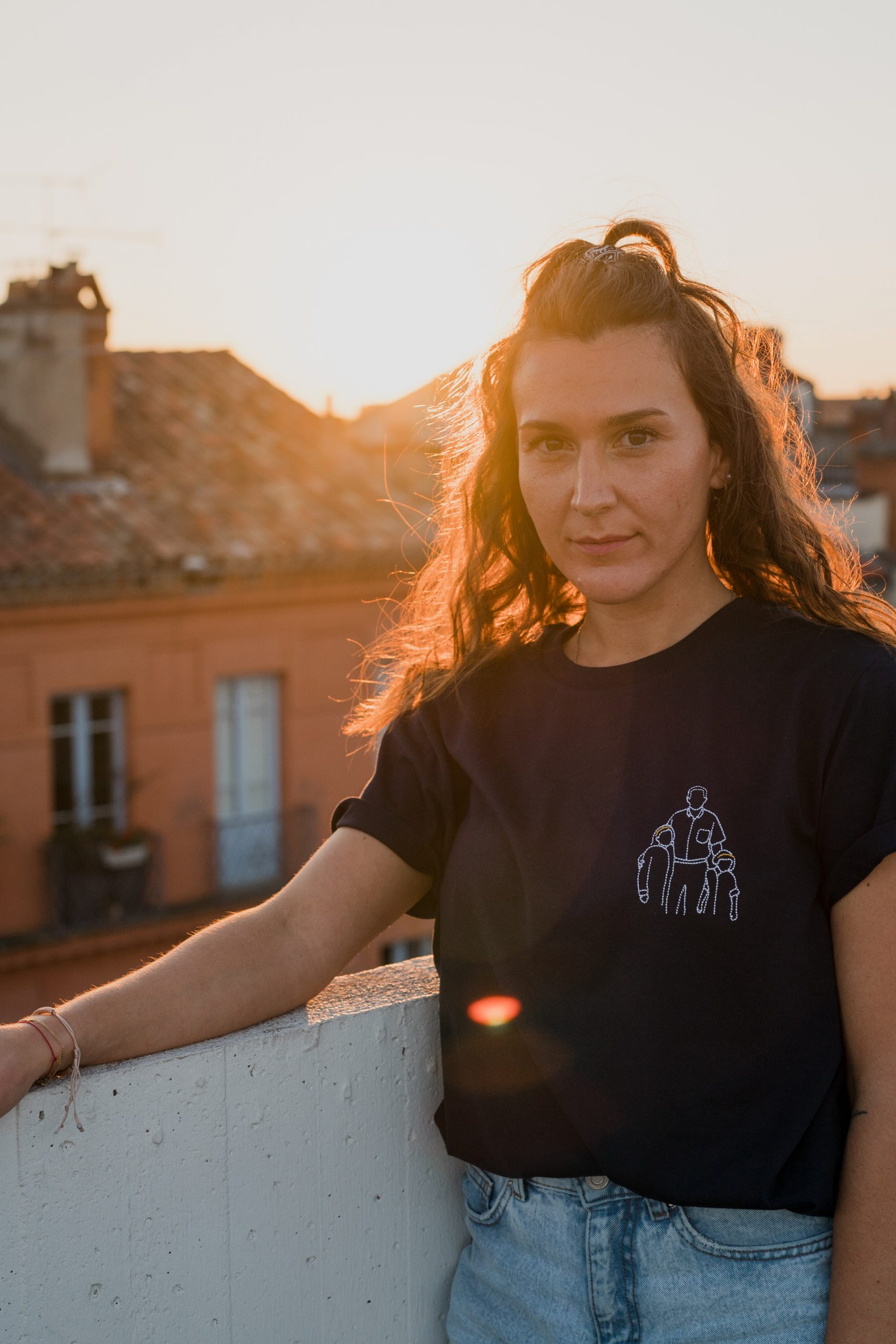 Tee-shirt femme broderie marmotte coton bio GOTS - Maison Izard - France