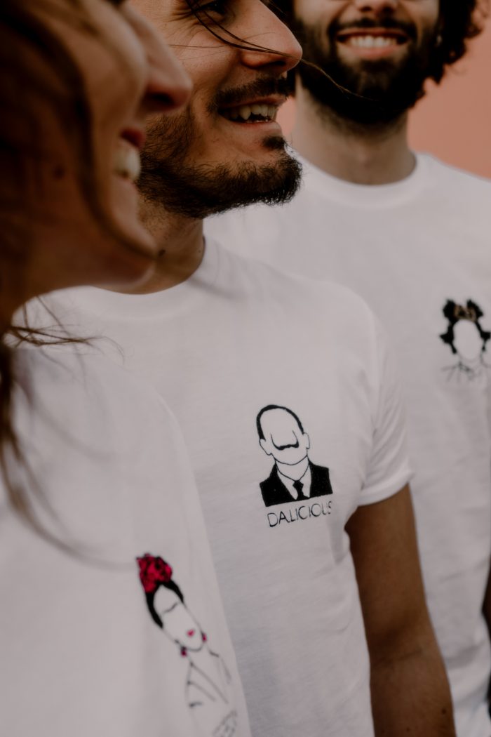 Tee-shirt Brodé Freeda - Frida Kahlo - Jean Michel Basquiat - Dali