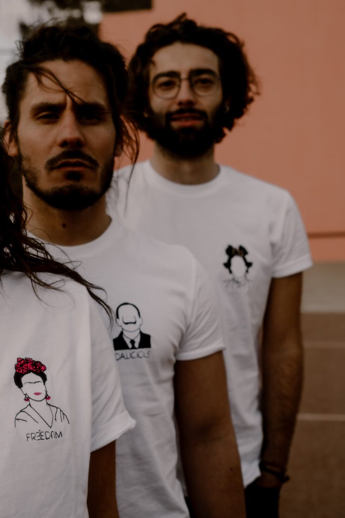 Tee-shirt Brodé Freeda - Frida Kahlo - Jean Michel Basquiat - Dali