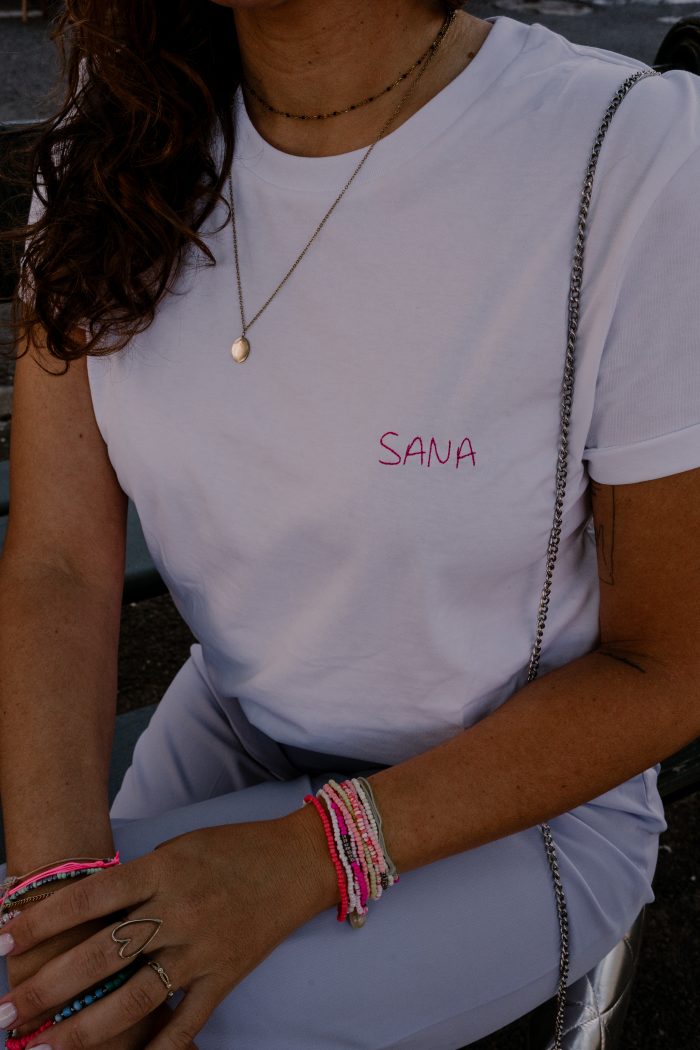 SANA - Tee-shirt Mixte brodé personnalisable – Image 2